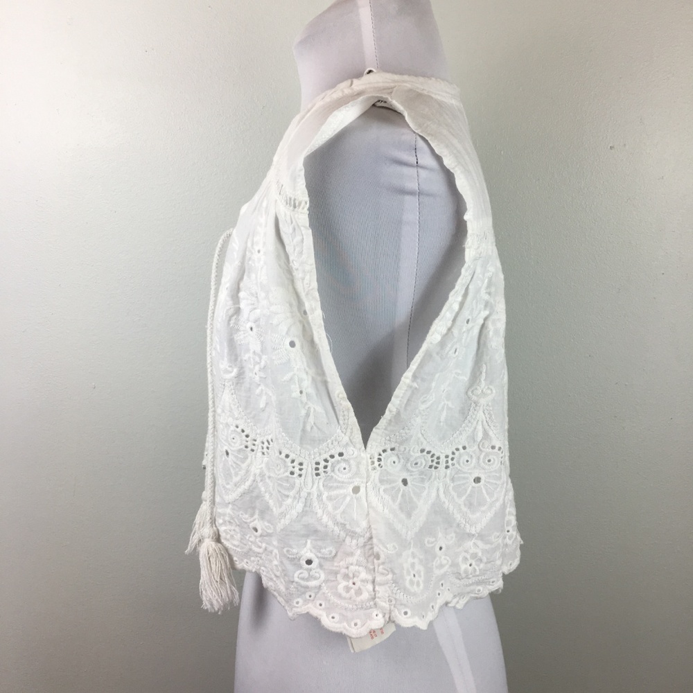Somedays Lovin M Ivory eyelet lace boho crop top - Picture 6 of 8